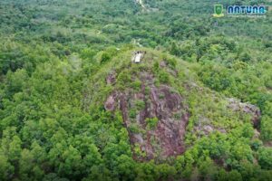 Read more about the article Tim Geopark Survey Potensi Geologi di Bunguran Tengah
