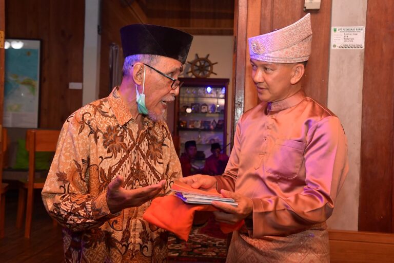 Read more about the article Malam Budaya Bersama Wisatawan Lansia