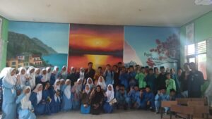 Read more about the article Geopark Gi Kulah di SMA Kelarik, Kolaborasi NGYF Dengan Mahasiswa UGM Yogyakarta